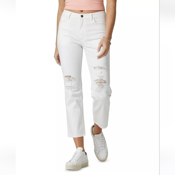 Wrangler Distressed Cropped Jeans - Picture 1 of 2